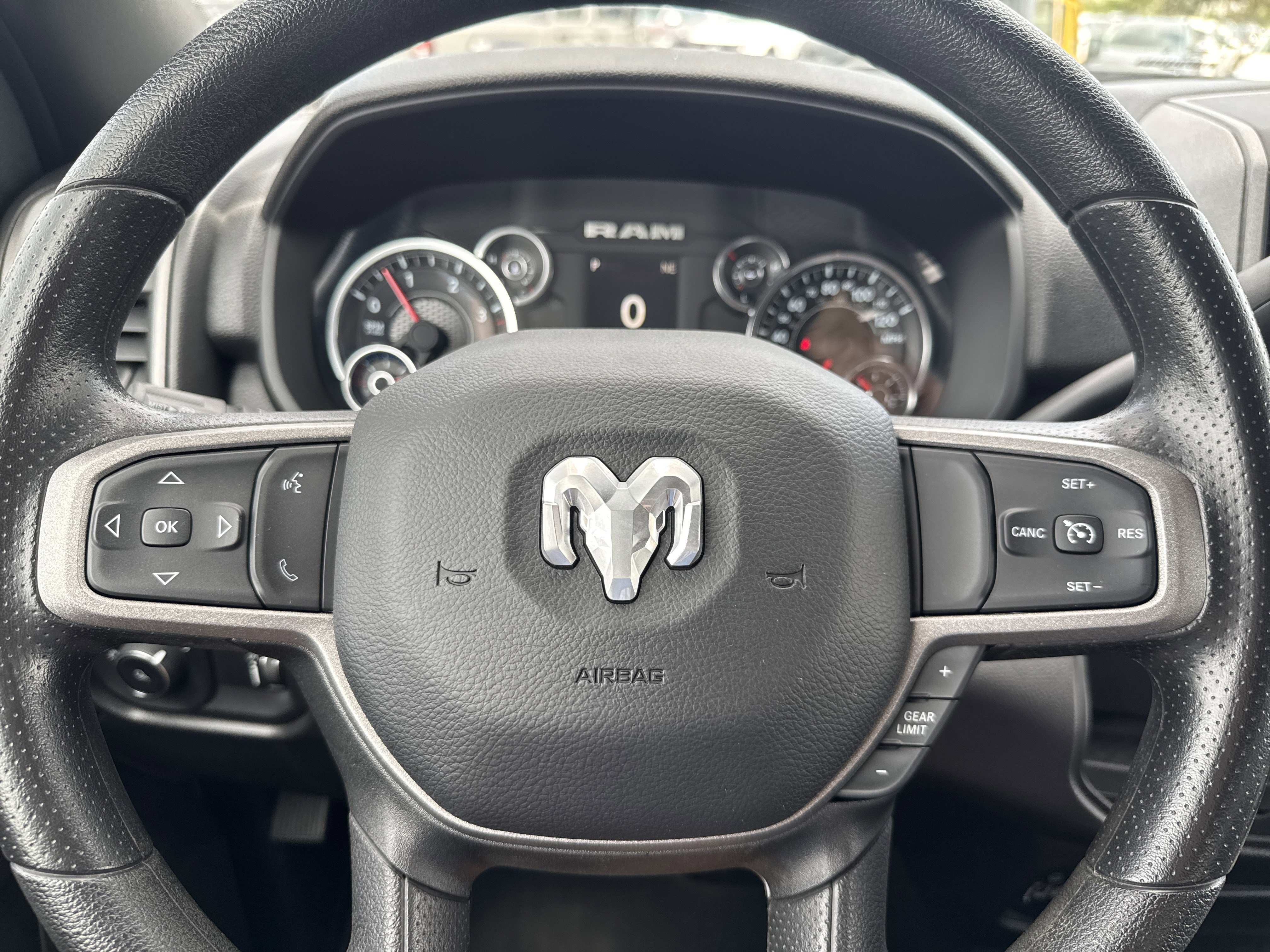 Used 2024 RAM 2500 Tradesman w/ Chrome Appearance Group image 10