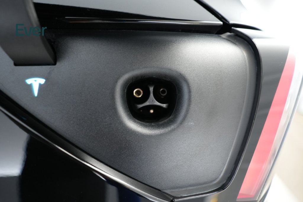 Used 2020 Tesla Model Y Performance AWD/4WD image 10