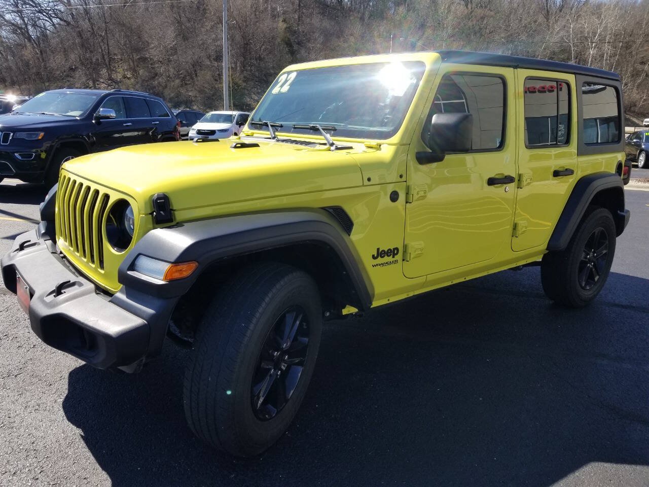 Used 2022 Jeep Wrangler Unlimited Sport AWD/4WD image 3