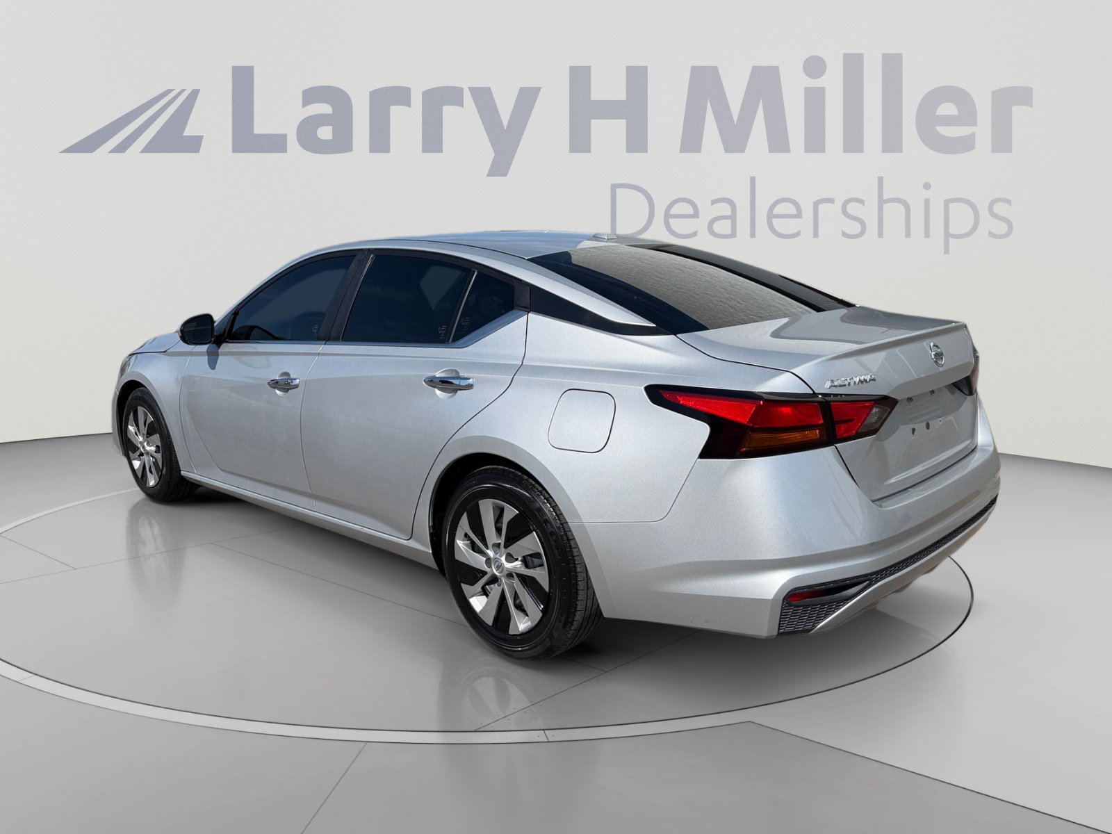 Used 2020 Nissan Altima 2.5 S FWD image 3