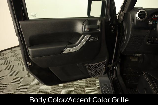 Used 2016 Jeep Wrangler Unlimited Sahara w/ Max Tow Package image 32