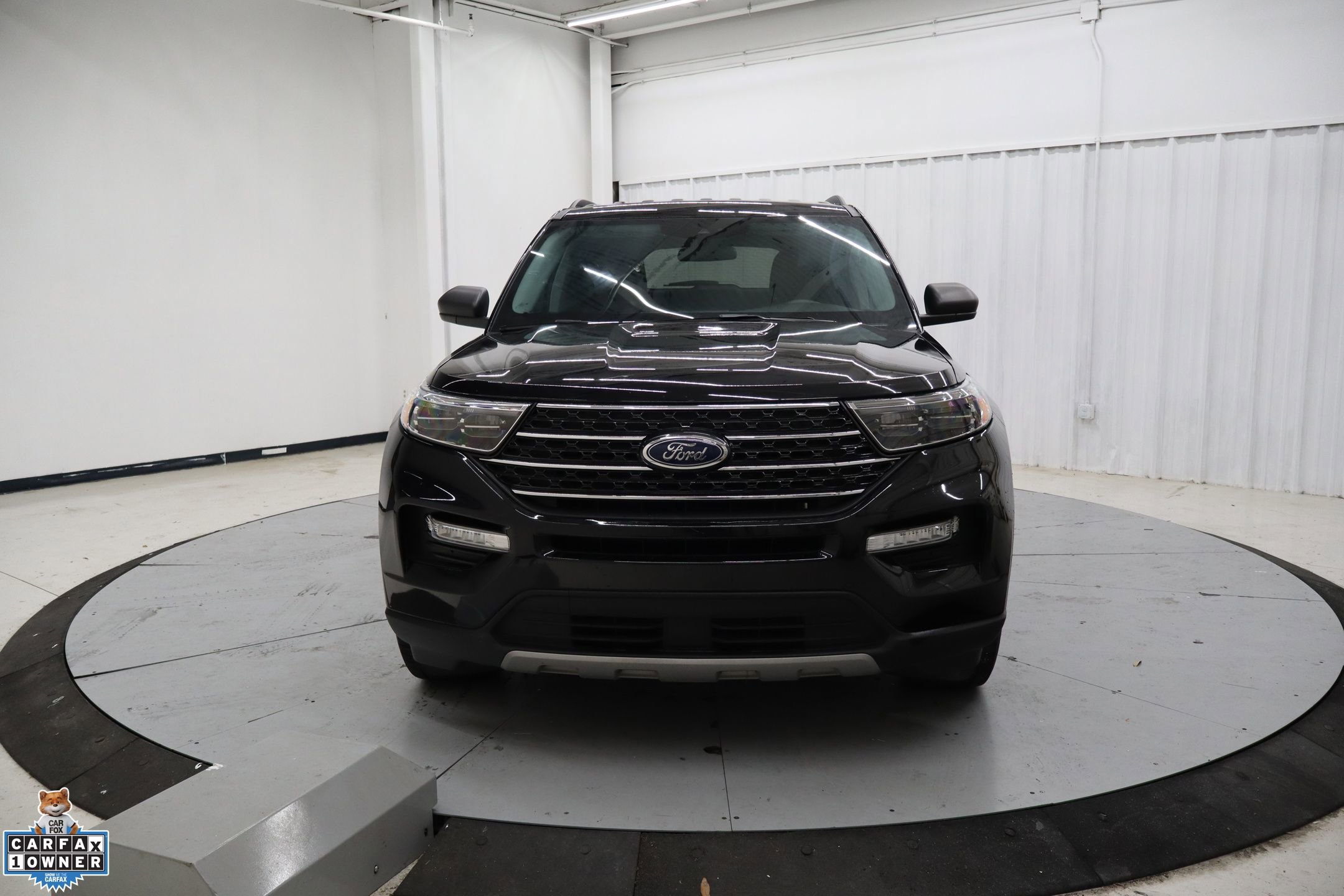 Used 2023 Ford Explorer XLT w/ Equipment Group 202A image 11