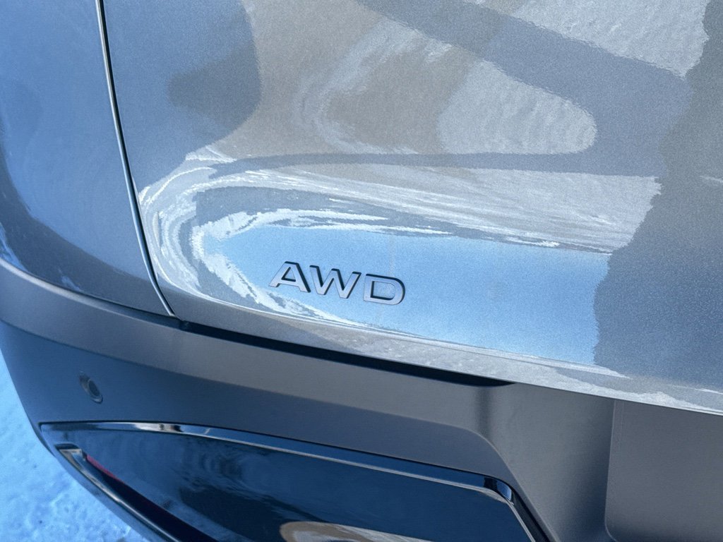 Used 2025 Nissan Murano SV image 9