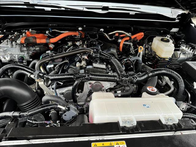 Certified 2025 Toyota Tacoma TRD Off-Road AWD/4WD image 21
