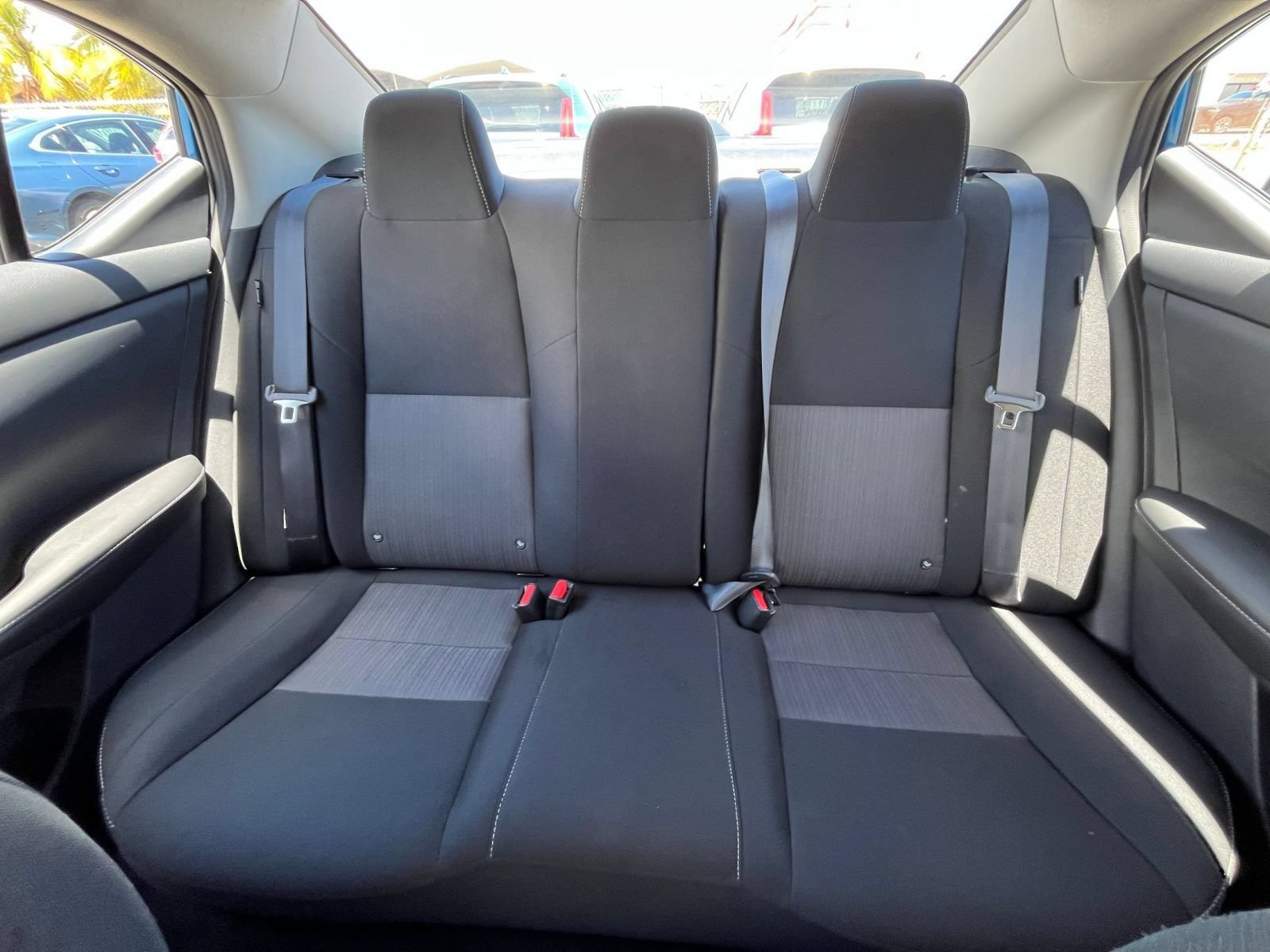 Used 2025 Nissan Sentra SV FWD image 36