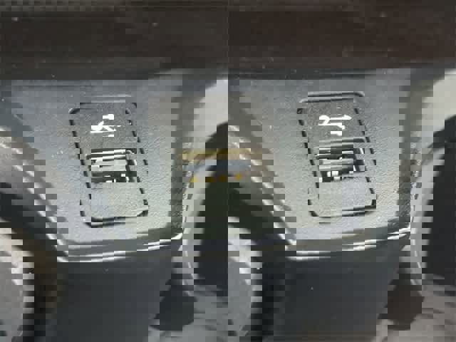 Used 2021 BMW 330i xDrive Sedan w/ Driving Assistance Package image 87