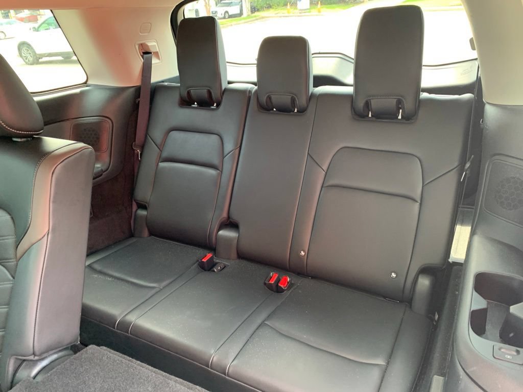 Used 2025 Nissan Pathfinder Platinum w/ Cargo Package FWD image 24