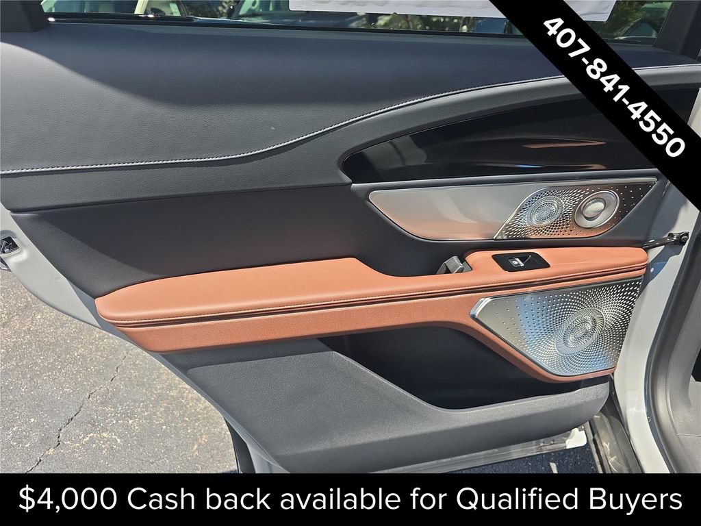 New 2026 Lincoln Nautilus Reserve AWD/4WD image 8