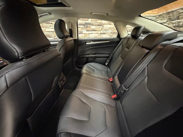 Used 2019 Ford Fusion Titanium AWD/4WD image 30