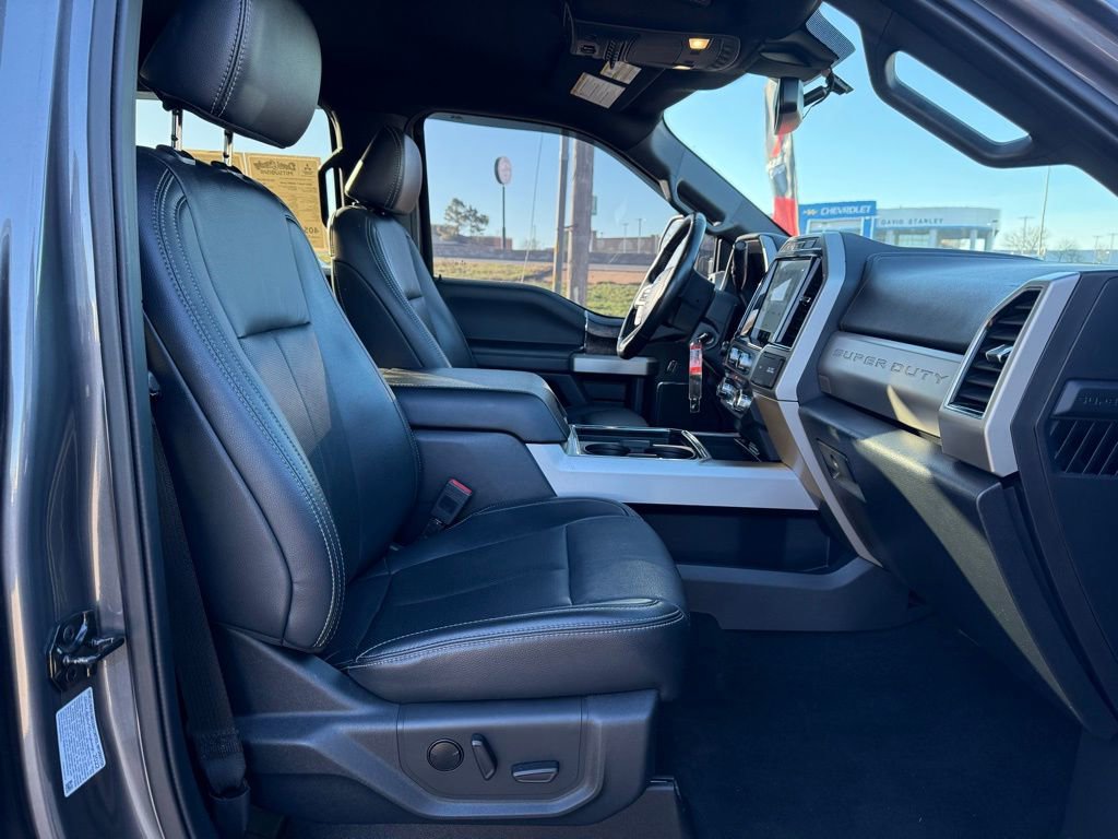 Used 2022 Ford F250 Lariat w/ FX4 Off-Road Package image 42