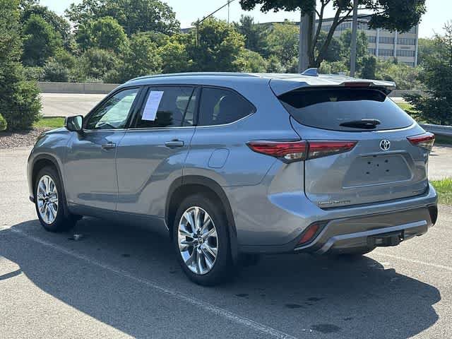 Used 2023 Toyota Highlander Limited AWD/4WD image 23