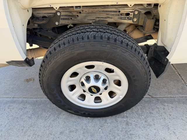 Used 2017 Chevrolet Silverado 3500 W/T AWD/4WD image 9
