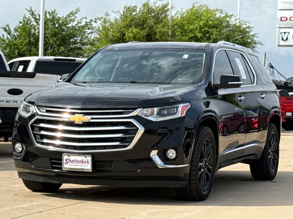 Used 2018 Chevrolet Traverse High Country image 3