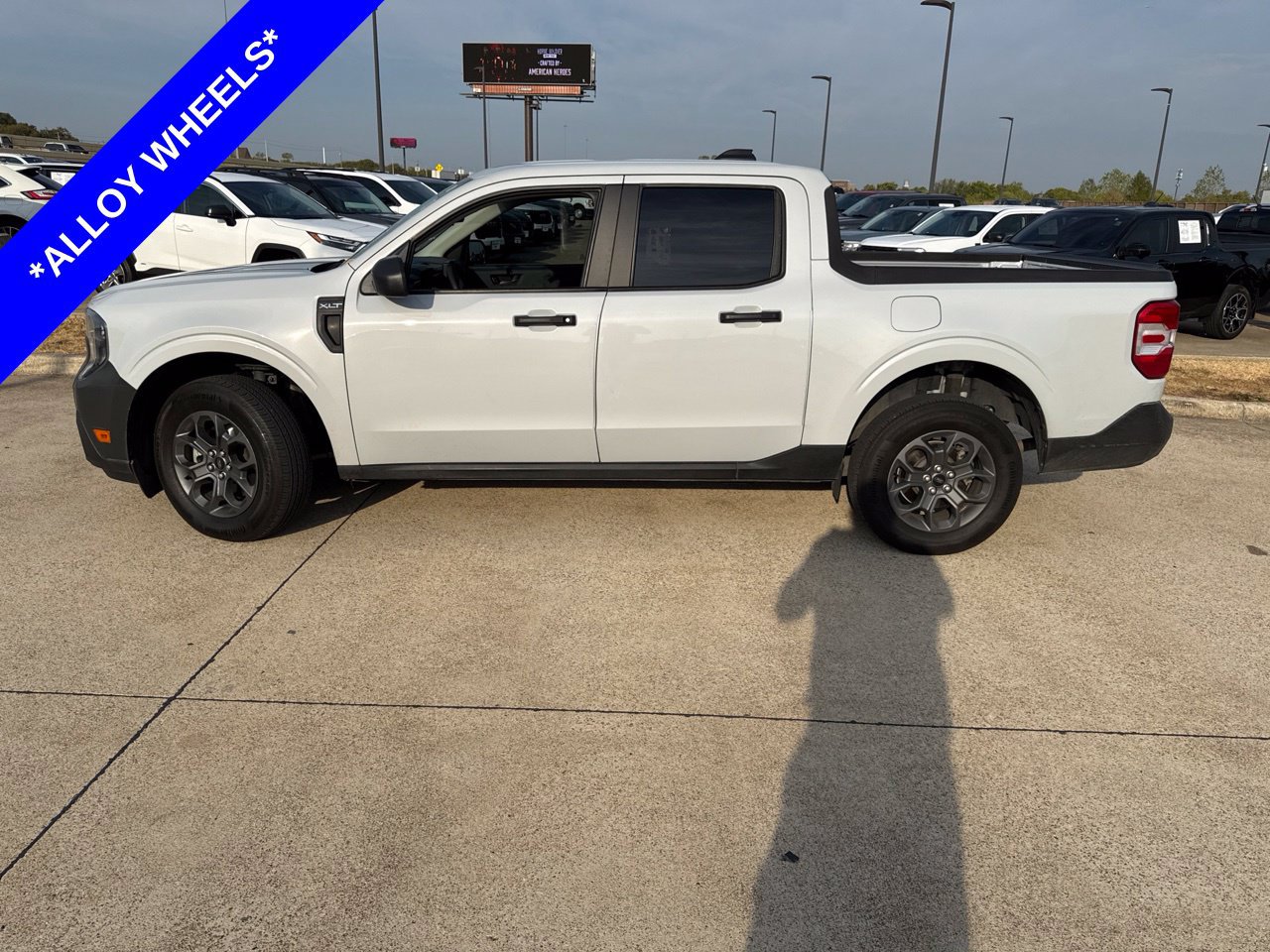 Used 2025 Ford Maverick XLT w/ Equipment Group 302A AWD/4WD image 3