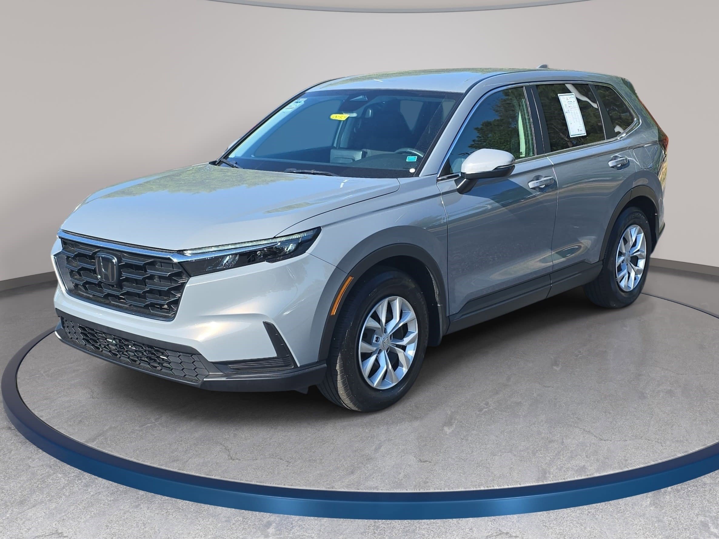 Used 2025 Honda CR-V LX image 1