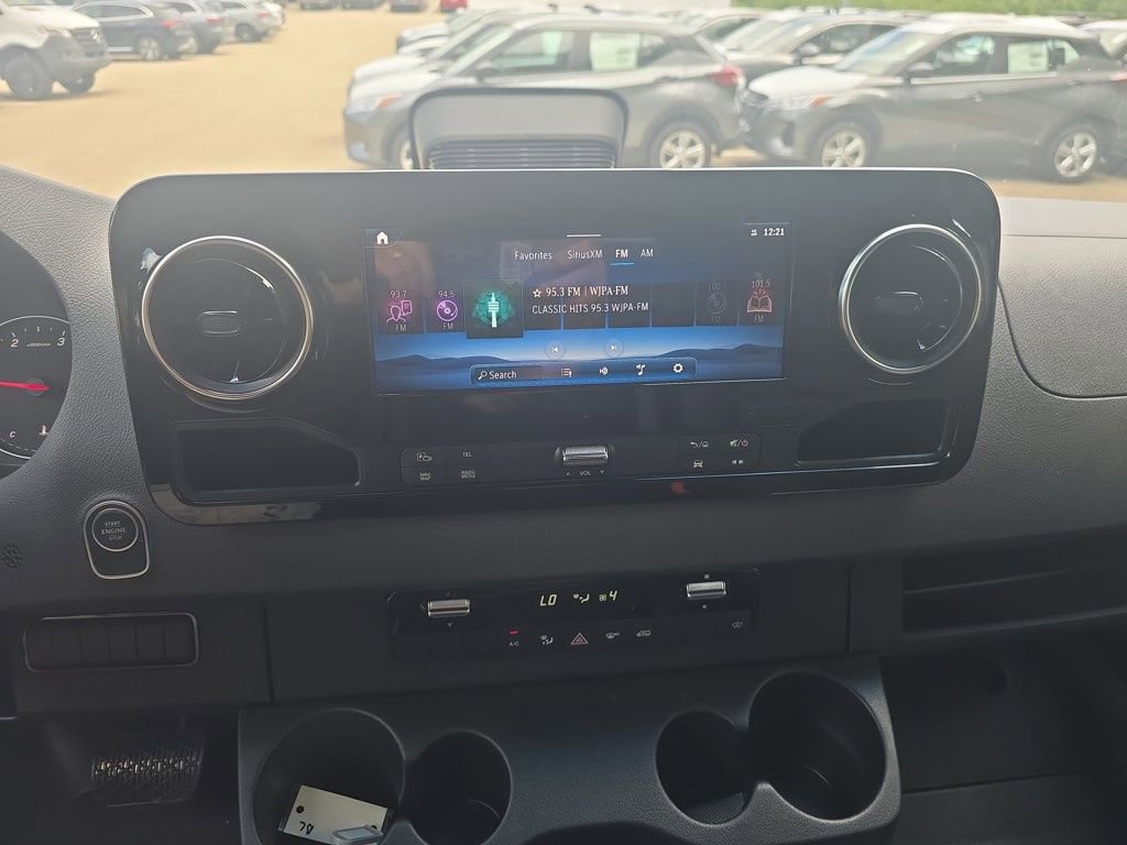 New 2025 Mercedes-Benz Sprinter 3500 image 18