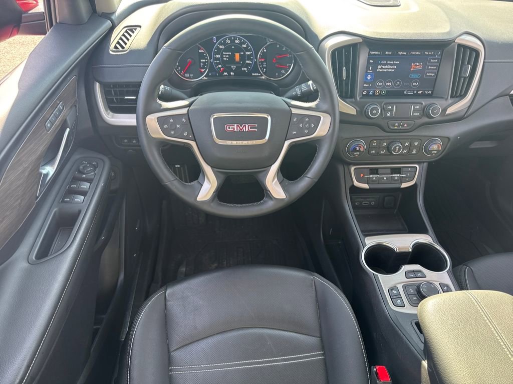 Used 2024 GMC Terrain Denali w/ Denali Premium Package image 16