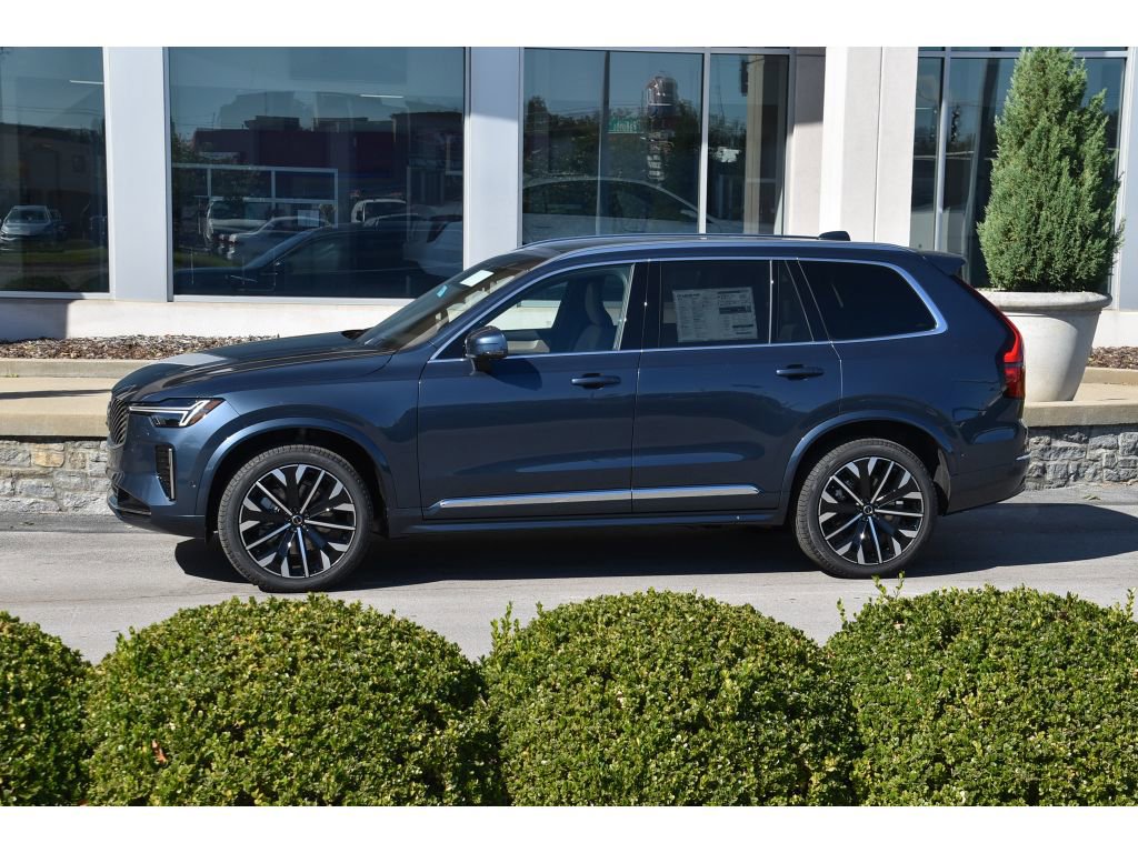 New 2026 Volvo XC90 B6 Plus w/ Protection Package Premier image 7