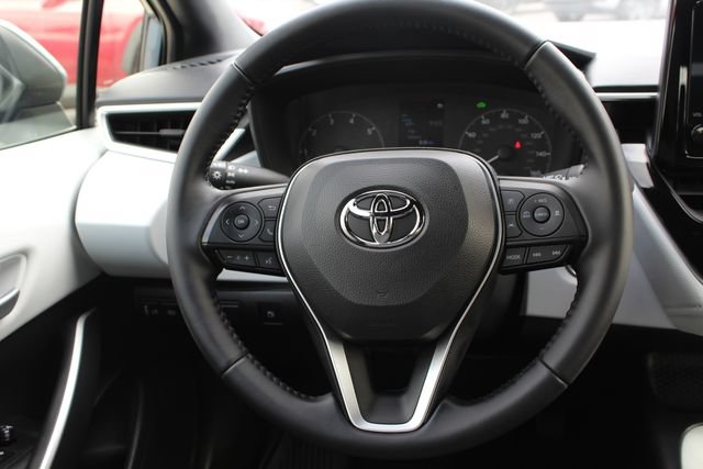Certified 2025 Toyota Corolla SE FWD image 39