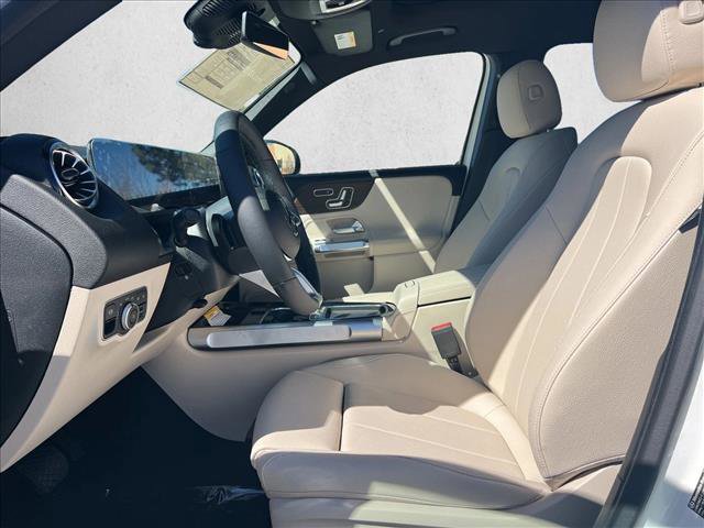New 2026 Mercedes-Benz GLB 250 4MATIC image 4