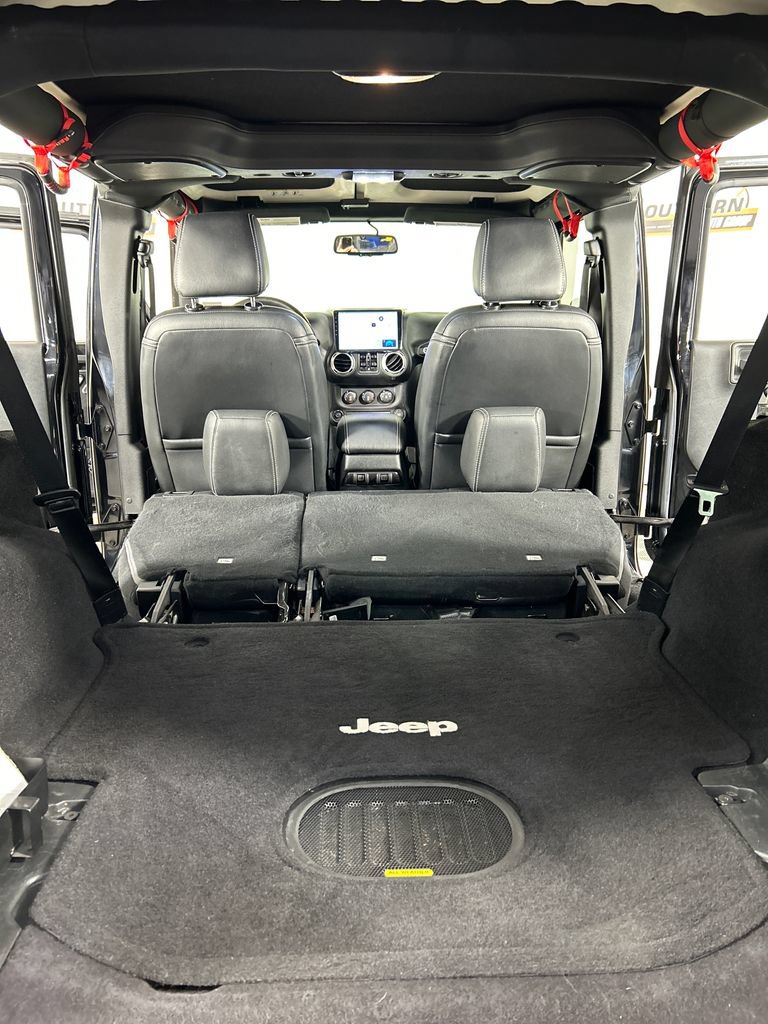 Used 2017 Jeep Wrangler Unlimited Rubicon AWD/4WD image 21