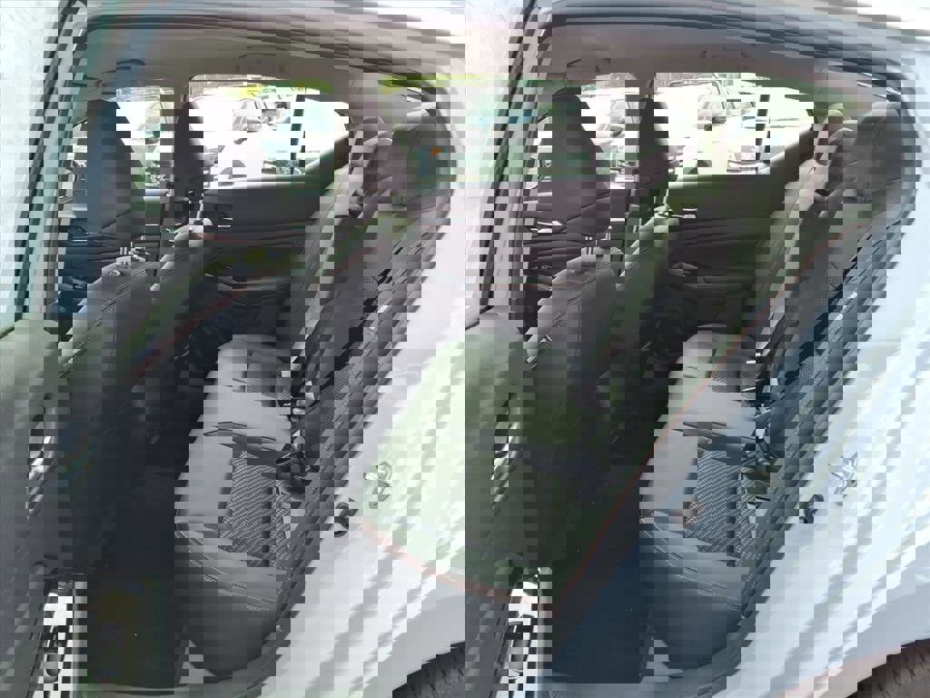 New 2025 Nissan Altima 2.5 SR image 5