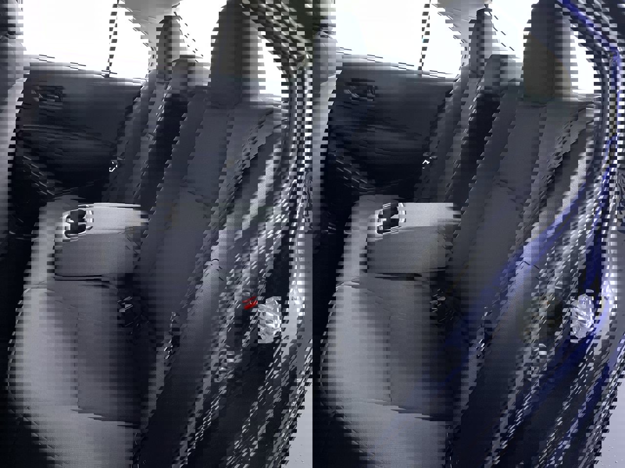 Used 2022 Toyota Corolla LE image 19