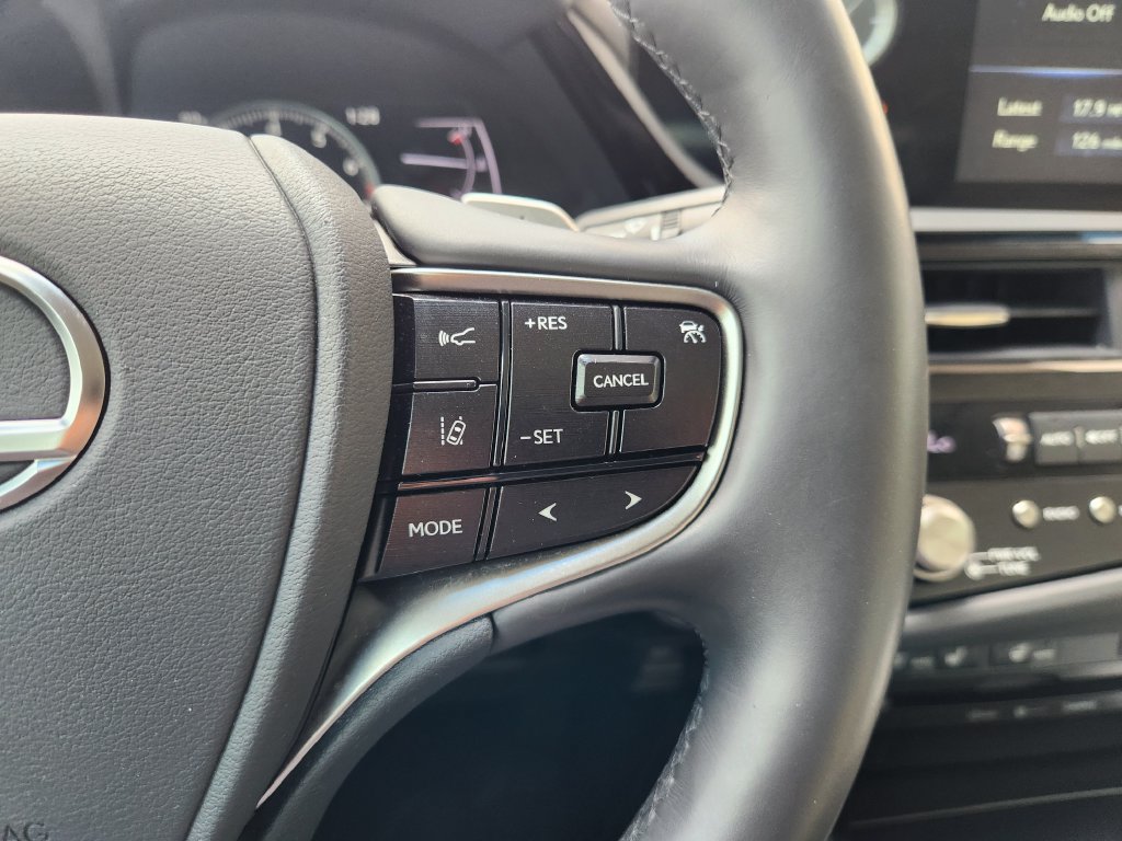 Certified 2022 Lexus ES 350 w/ Premium Package FWD image 29