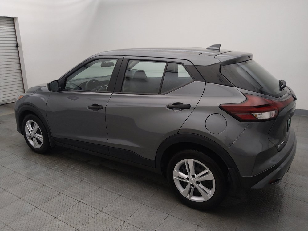 Used 2024 Nissan Kicks S FWD image 3