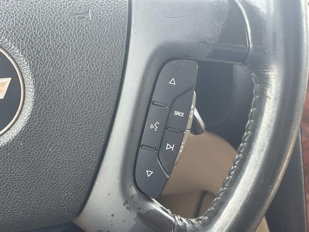 Used 2008 Chevrolet Avalanche LTZ w/ LTZ Preferred Equipment Group AWD/4WD image 24