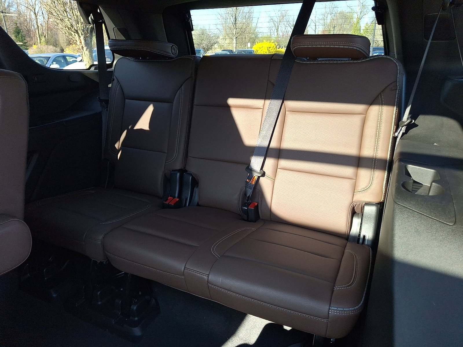 Used 2024 Chevrolet Tahoe High Country image 11