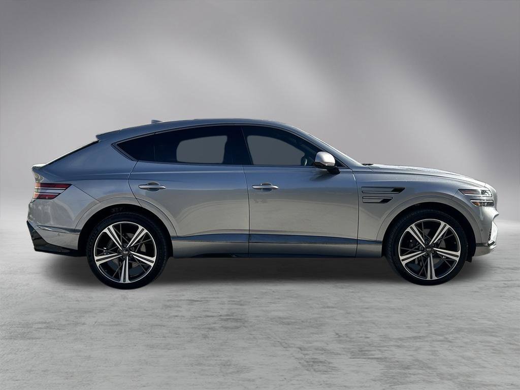 Used 2025 Genesis GV80 3.5T e-SC AWD/4WD image 4