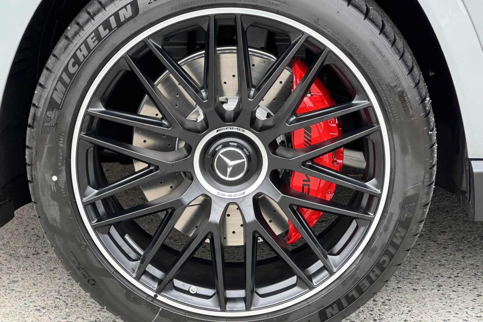 New 2026 Mercedes-Benz GLS 63 AMG 4MATIC image 27