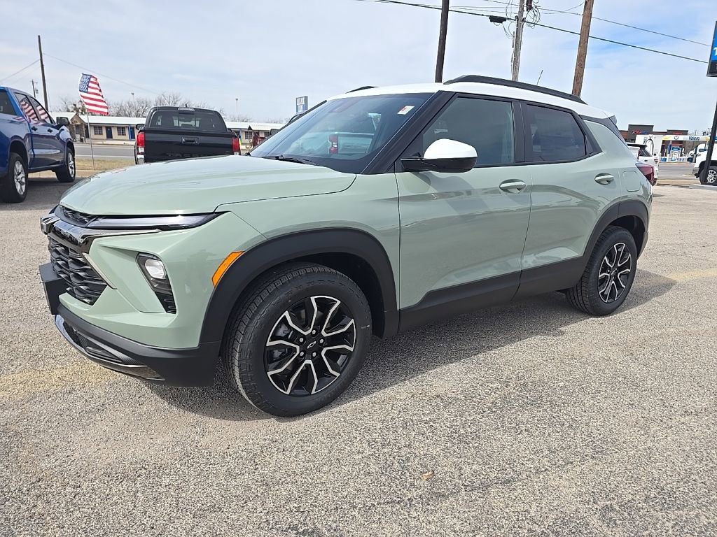 New 2026 Chevrolet TrailBlazer ACTIV w/ Driver Confidence Package image 1