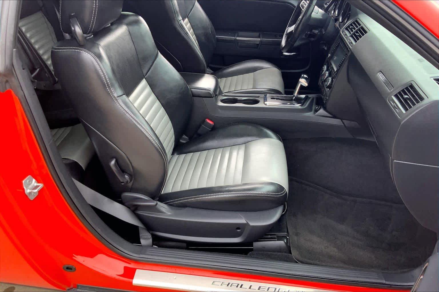 Used 2009 Dodge Challenger R/T RWD image 7