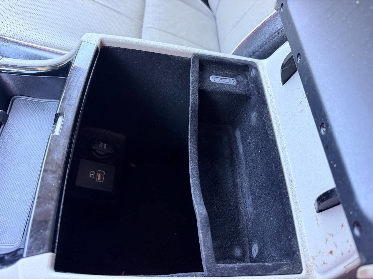 Used 2019 Kia Sedona EX w/ EX Premium Package FWD image 51