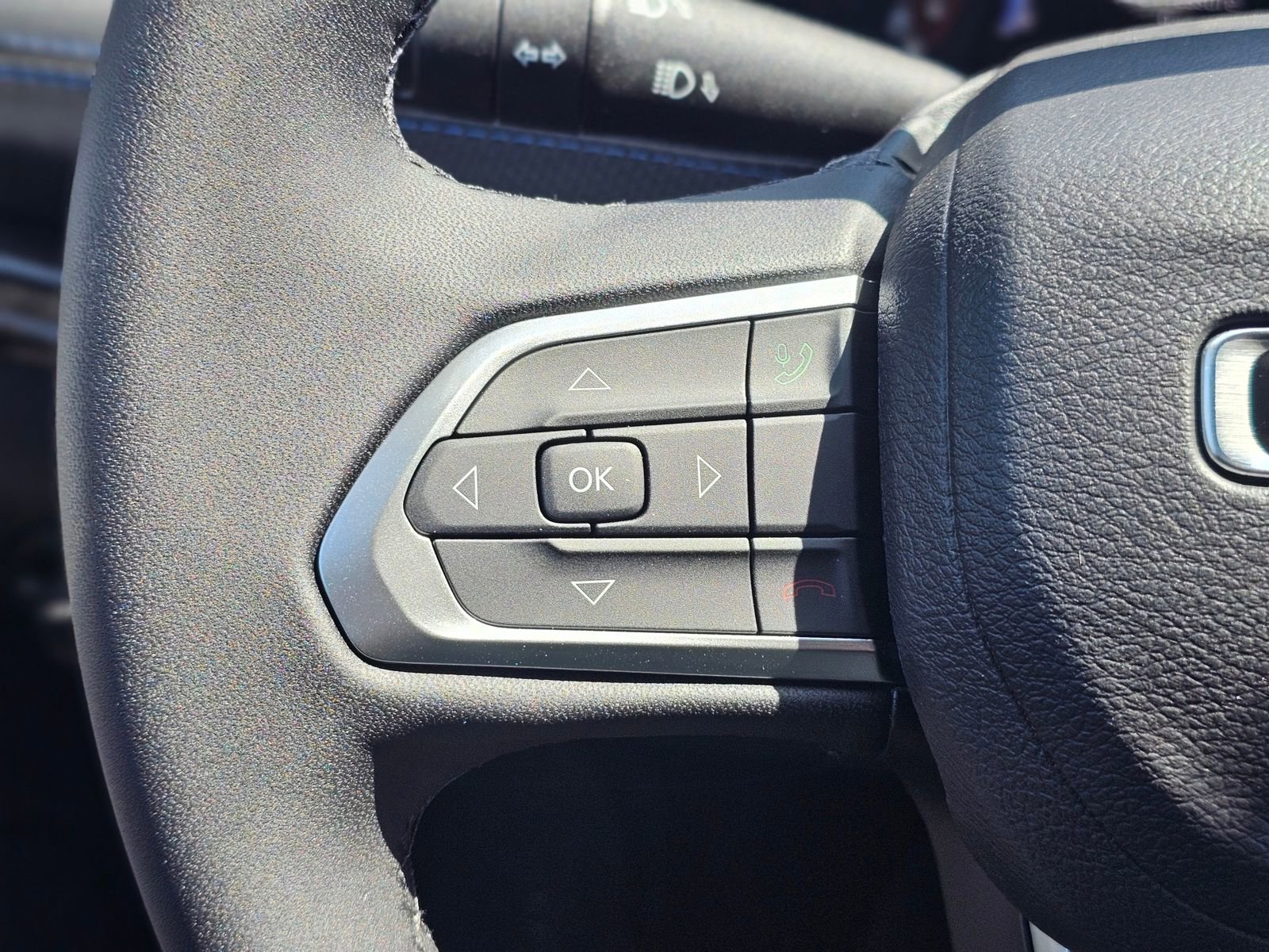 New 2026 Jeep Compass Latitude AWD/4WD image 17