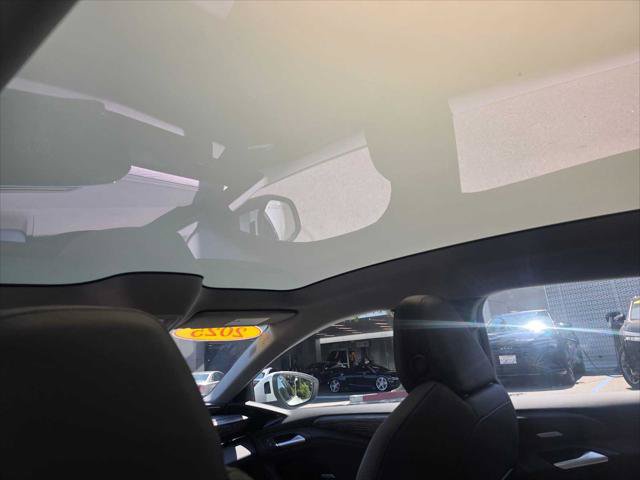 Used 2025 Audi A6 e-tron Premium Plus AWD/4WD image 19