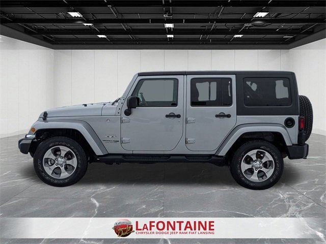 Used 2018 Jeep Wrangler Unlimited Sahara w/ Connectivity Group image 2