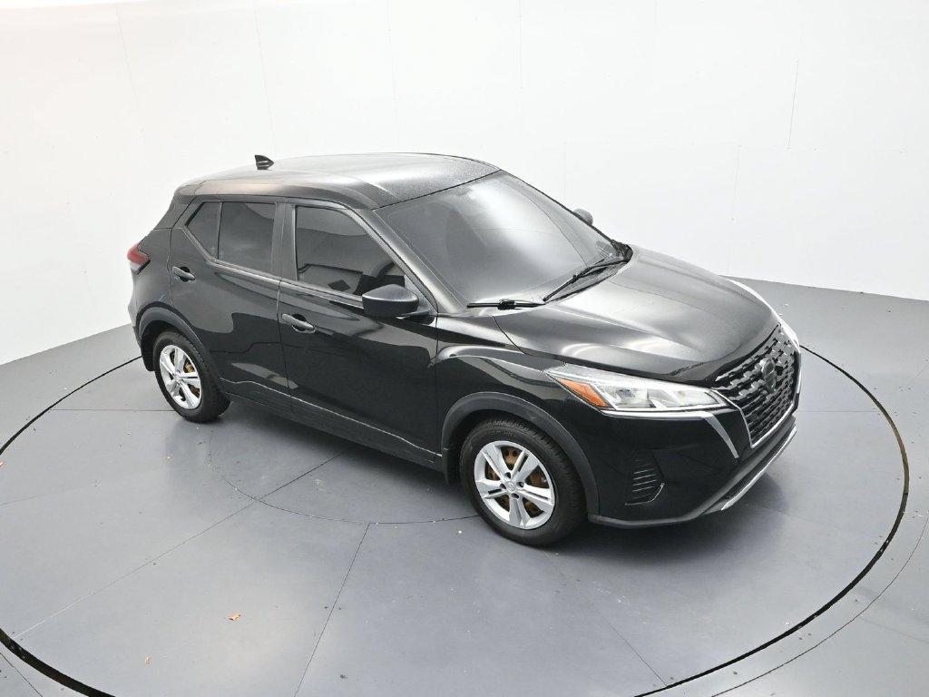 Used 2021 Nissan Kicks S FWD image 17