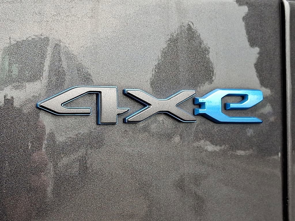 Used 2024 Jeep Wrangler Unlimited Rubicon 4xe image 32