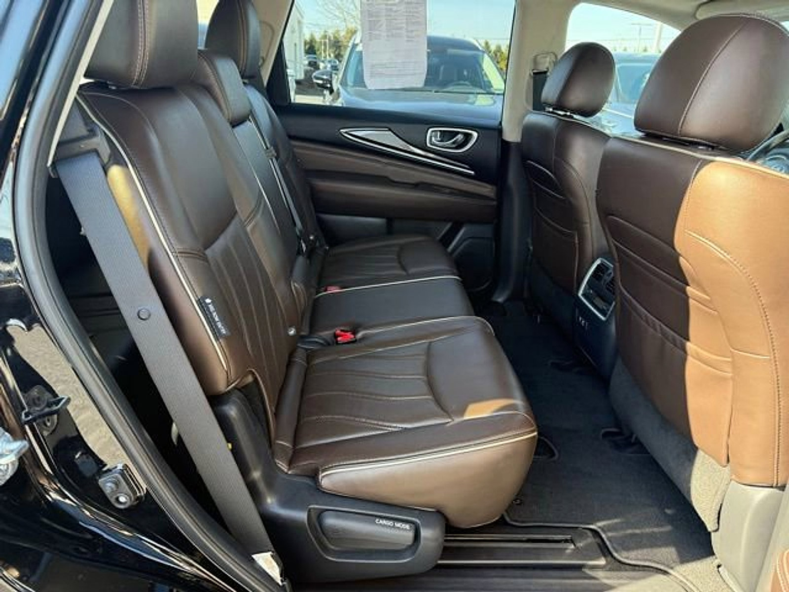 Used 2019 INFINITI QX60 Luxe w/ Essential Package image 24