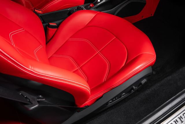 Used 2018 Ferrari 488 Spider RWD image 57