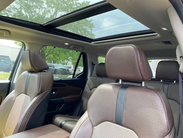 Used 2024 Honda Pilot Elite image 15