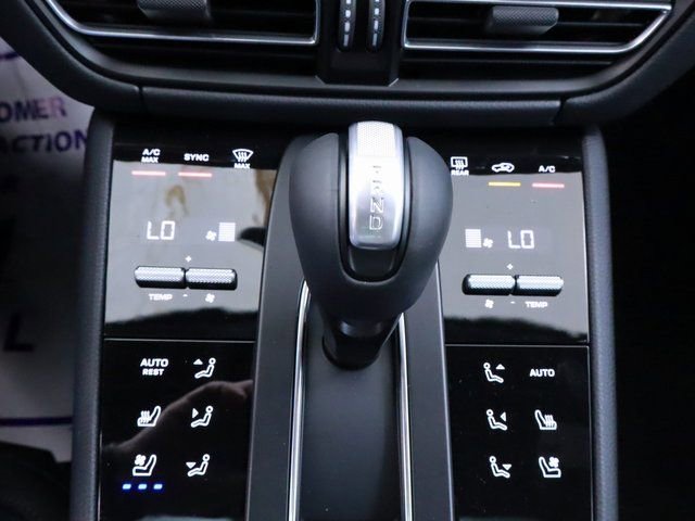 New 2025 Porsche Macan Turbo image 30