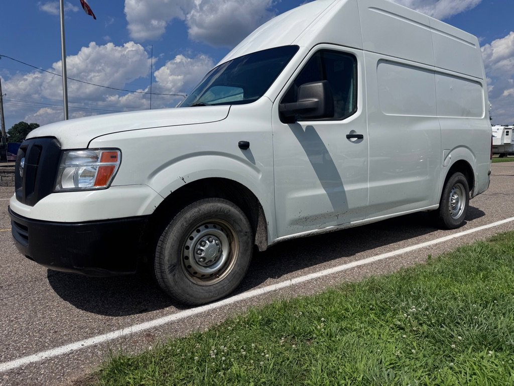 Used 2019 Nissan NV 2500 S image 3
