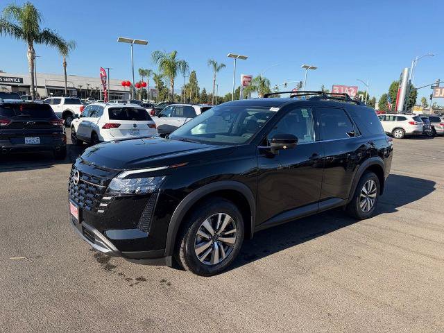 New 2026 Nissan Pathfinder SL w/ Cargo Package AWD/4WD image 3