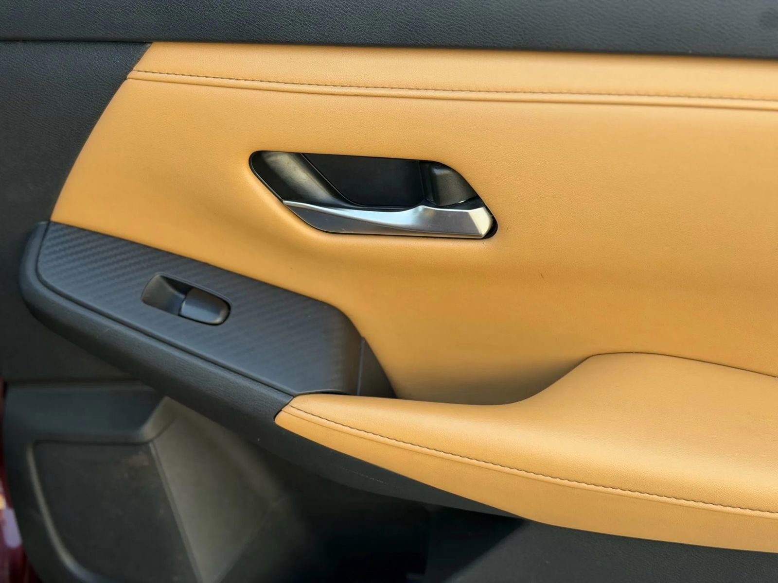 Used 2020 Nissan Sentra SV w/ SV Premium Package FWD image 15