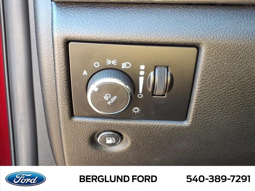 Used 2018 Jeep Grand Cherokee Altitude AWD/4WD image 21