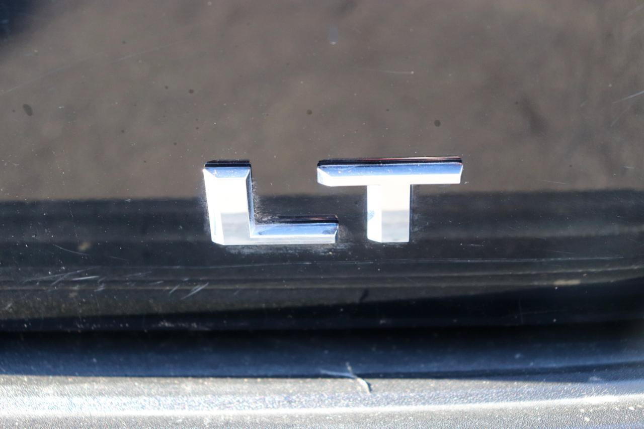 Used 2023 Chevrolet Suburban LT AWD/4WD image 61